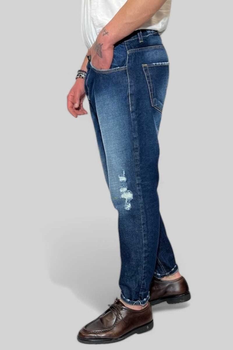 JEANS CASUAL SCURO CON ABRASIONI - immagine 4