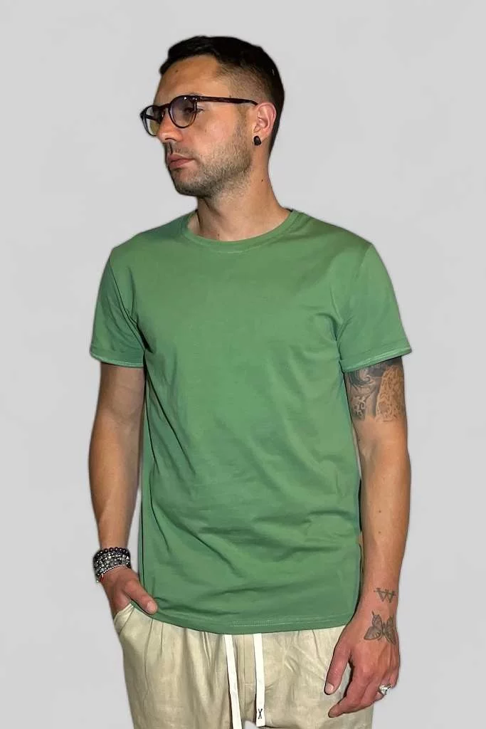 T-SHIRT BASIC IN COTONE VERDE