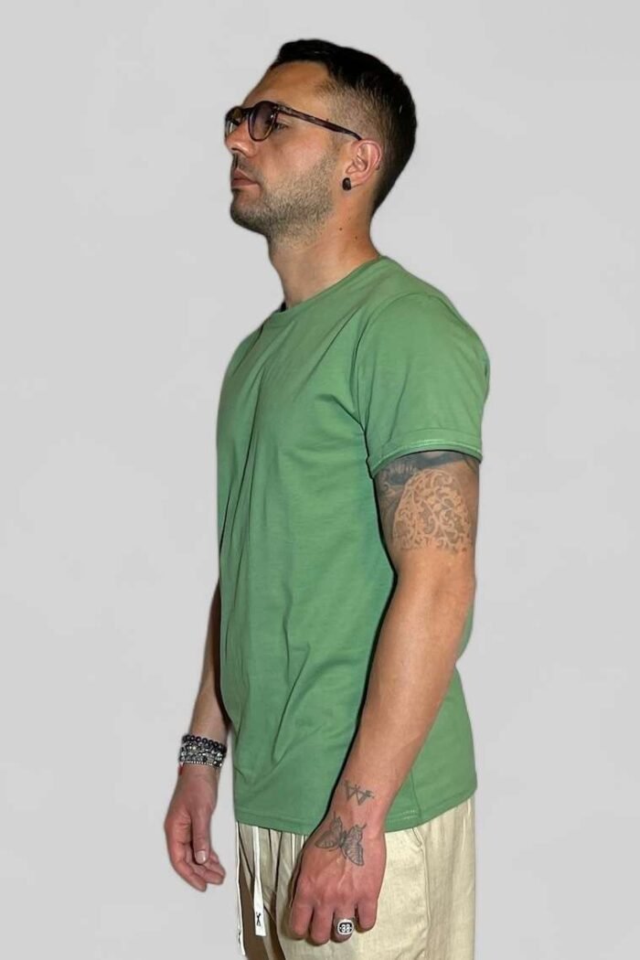 T-SHIRT BASIC IN COTONE VERDE