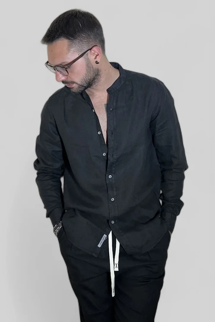 CAMICIA IN LINO COLLO COREANO NERO - immagine 5