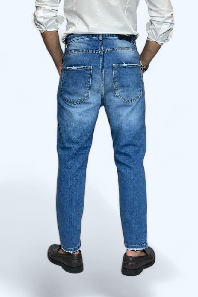 JEANS LAVAGGIO MEDIO CON SFUMATURE