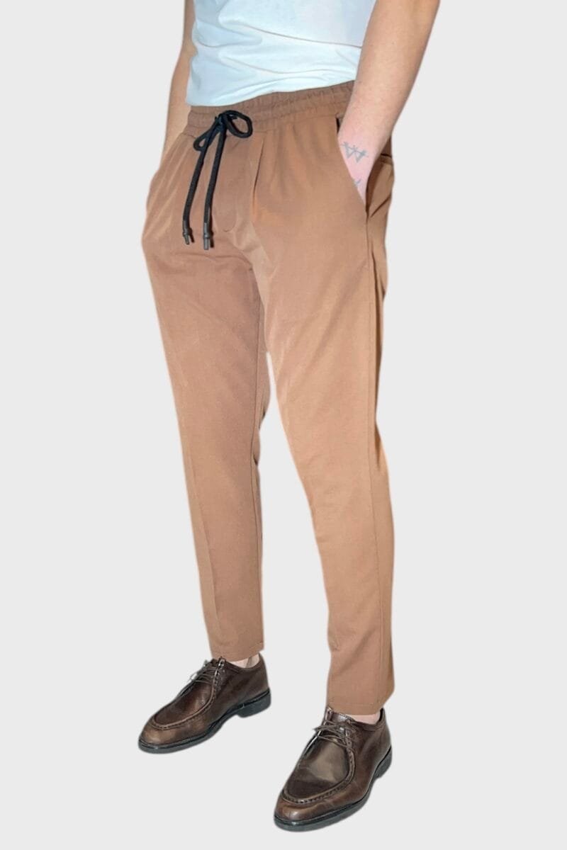 PANTALACCIO MORBIDO CON PINCES REGULAR FIT COCCIO - immagine 3