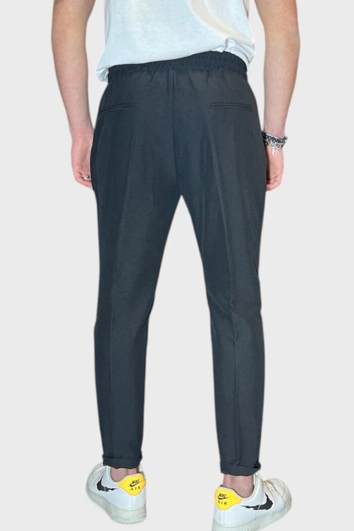 PANTALACCIO MORBIDO CON PINCES REGULAR FIT NERO