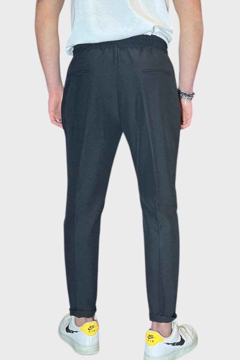 PANTALACCIO MORBIDO CON PINCES REGULAR FIT NERO - immagine 2