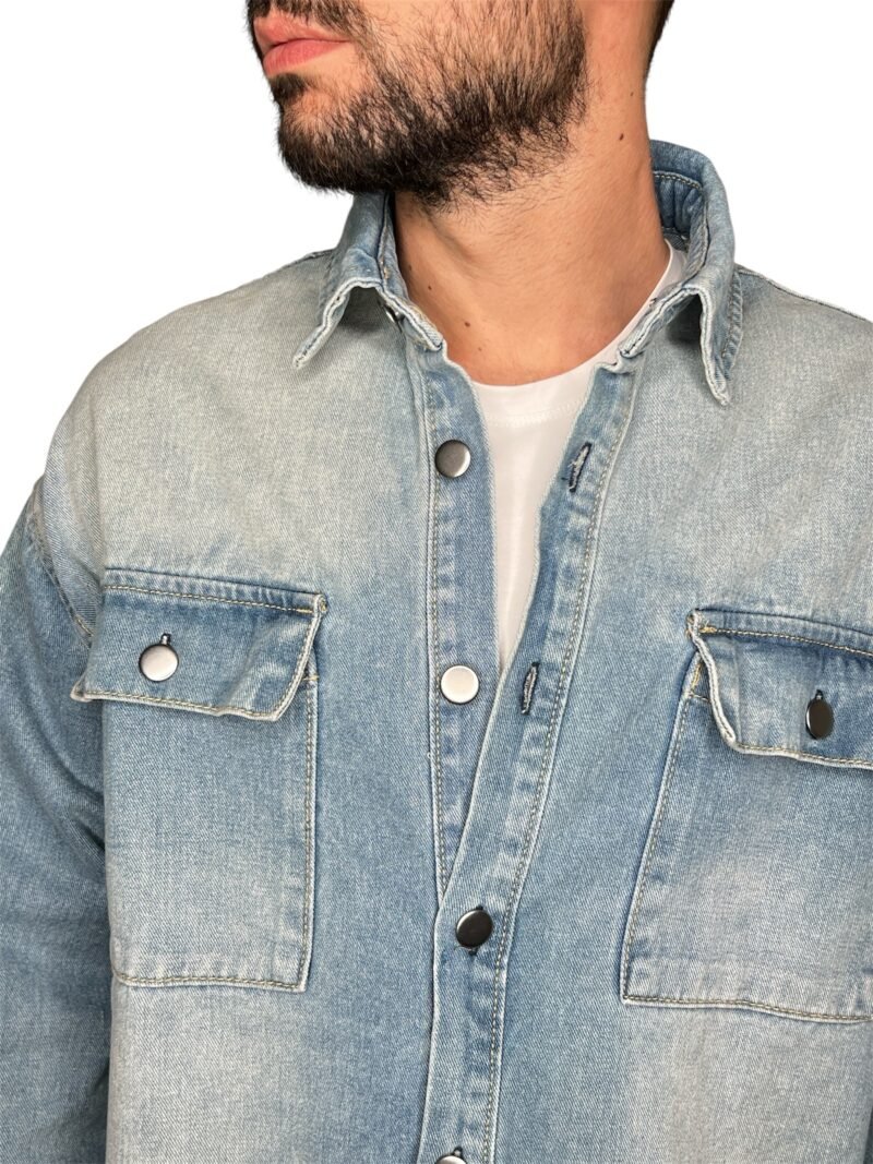 CAMICIONE OVER DENIM CHIARO - immagine 4