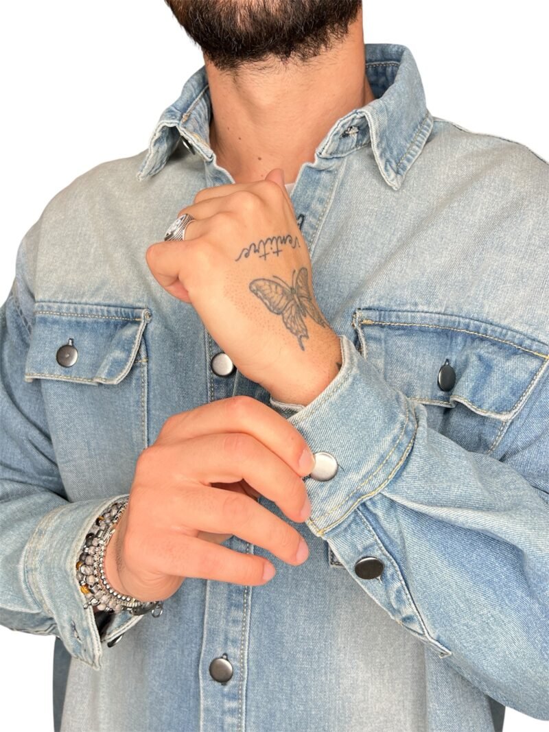 CAMICIONE OVER DENIM CHIARO - immagine 3