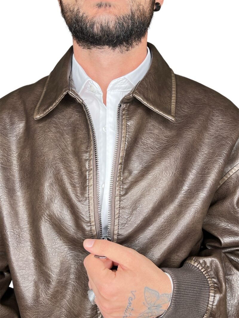 GIUBBOTTO UOMO ECOPELLE MARRONE - BOMBER CLASSICO CON FODERA - immagine 4