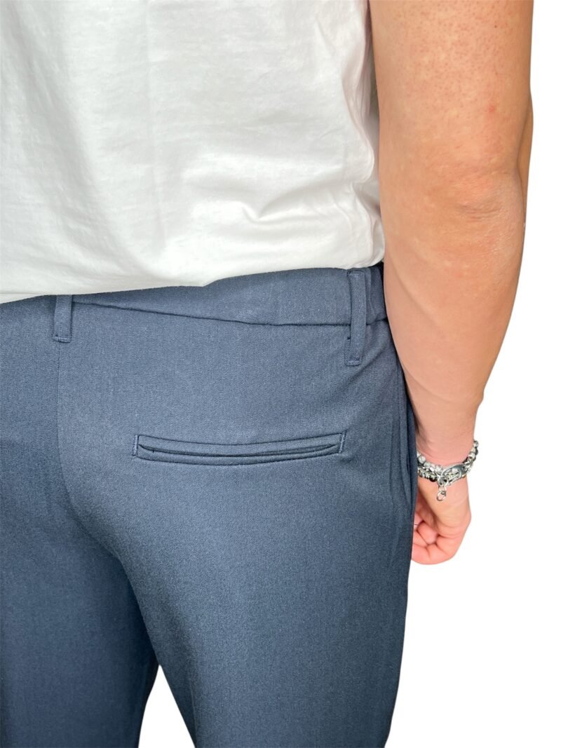 PANTALONE UOMO BLU ELEGANTE CON ELASTICO IN VITA - immagine 3