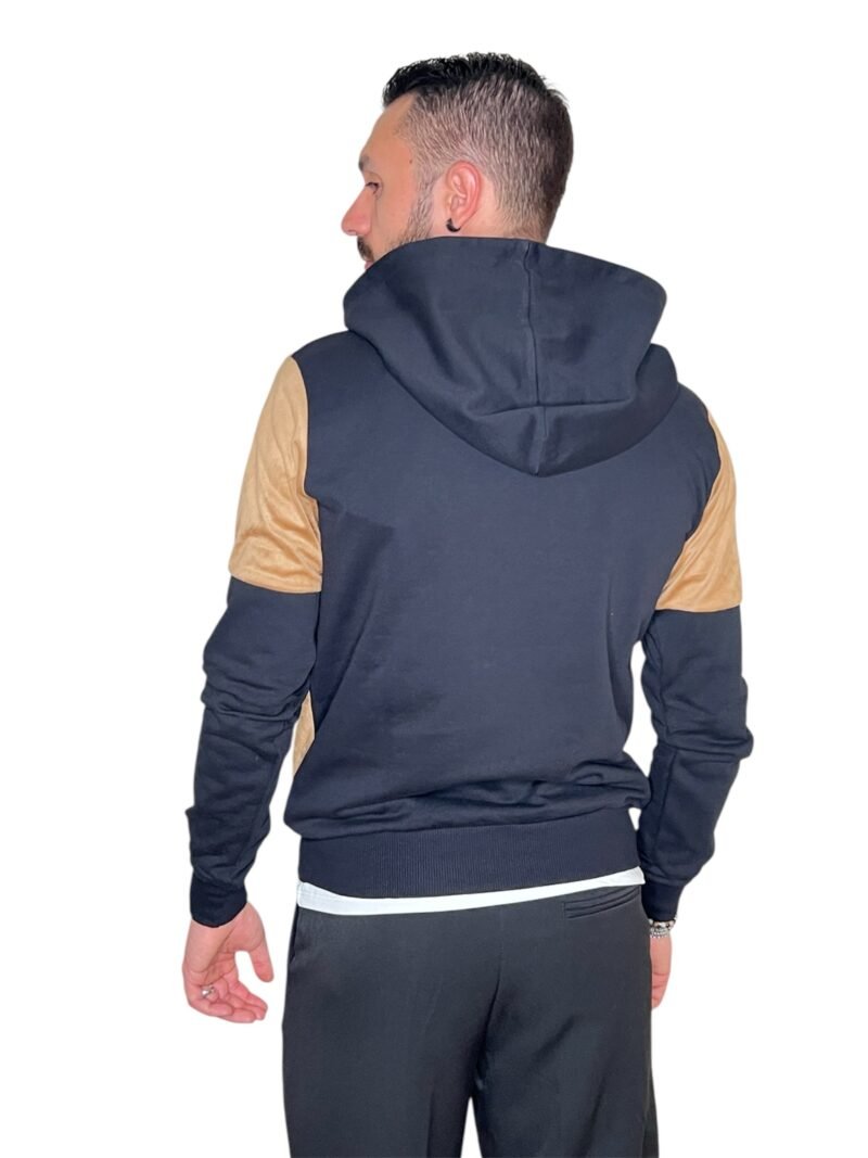 FELPA UOMO BICOLORE NERO CAMMELLO CAPPUCCIO E TASCHE ZIP - immagine 2